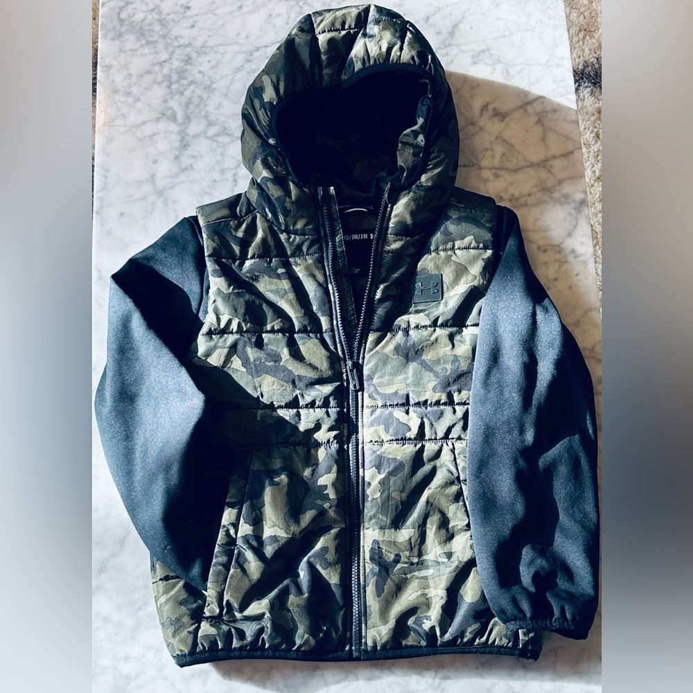 Under Armour Youth Water Resistant Quilted Vest Jacket